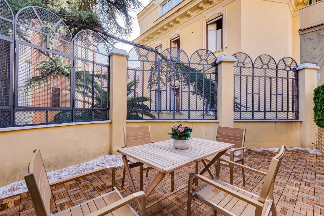 רומא Jmartins Colosseo Suites מראה חיצוני תמונה