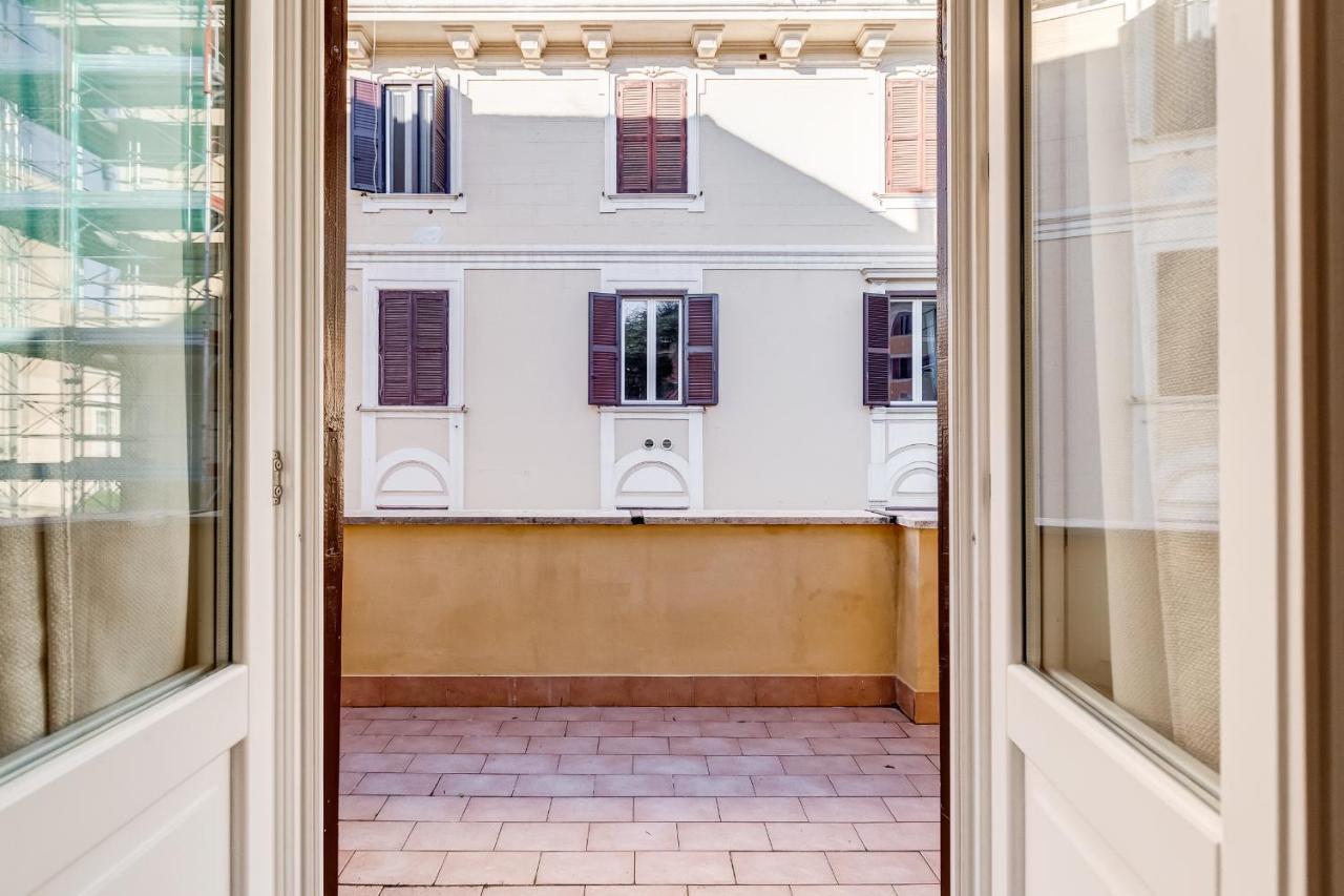 רומא Jmartins Colosseo Suites מראה חיצוני תמונה