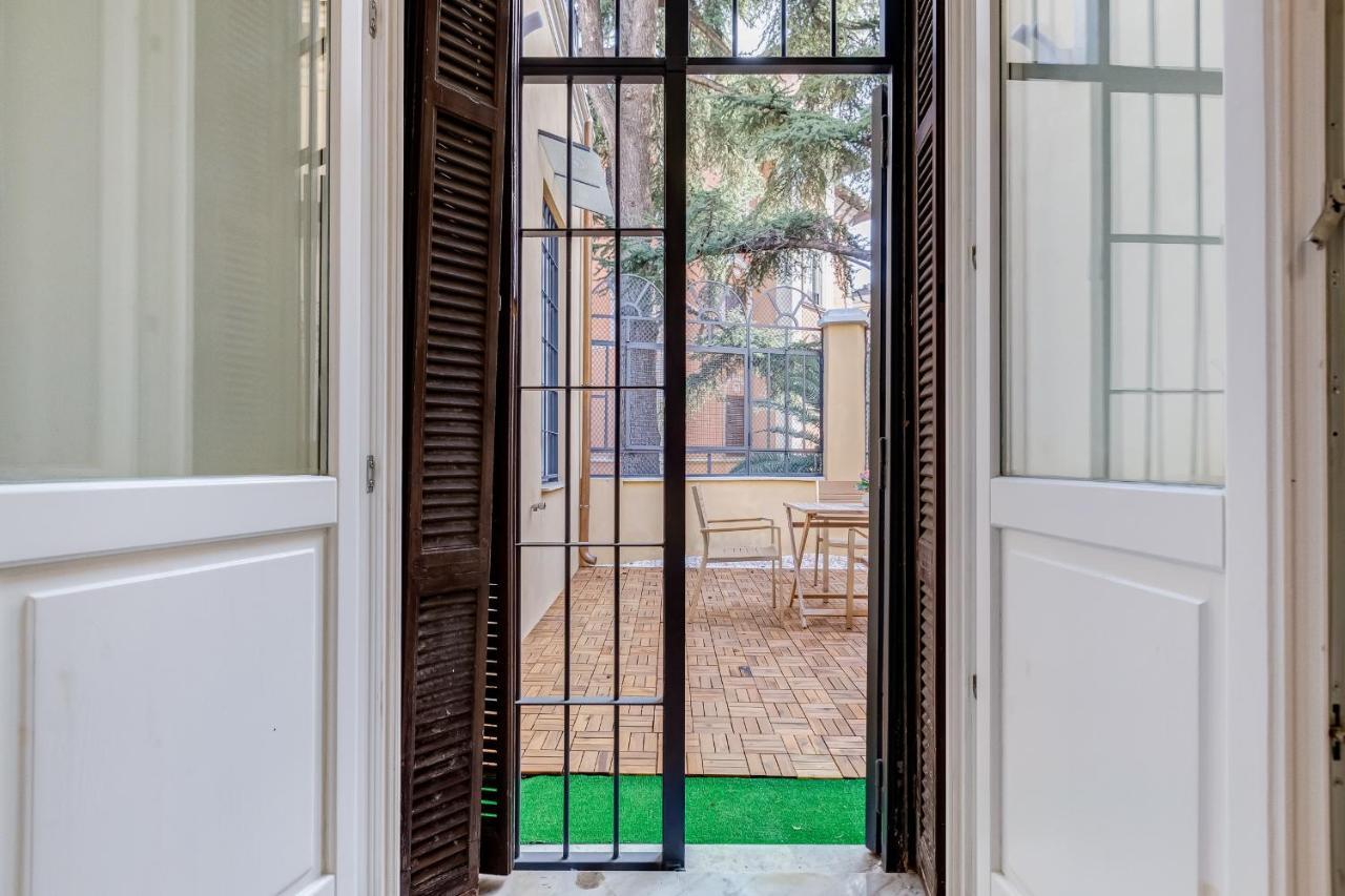 רומא Jmartins Colosseo Suites מראה חיצוני תמונה